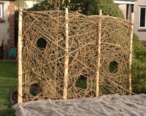 Willow screen front